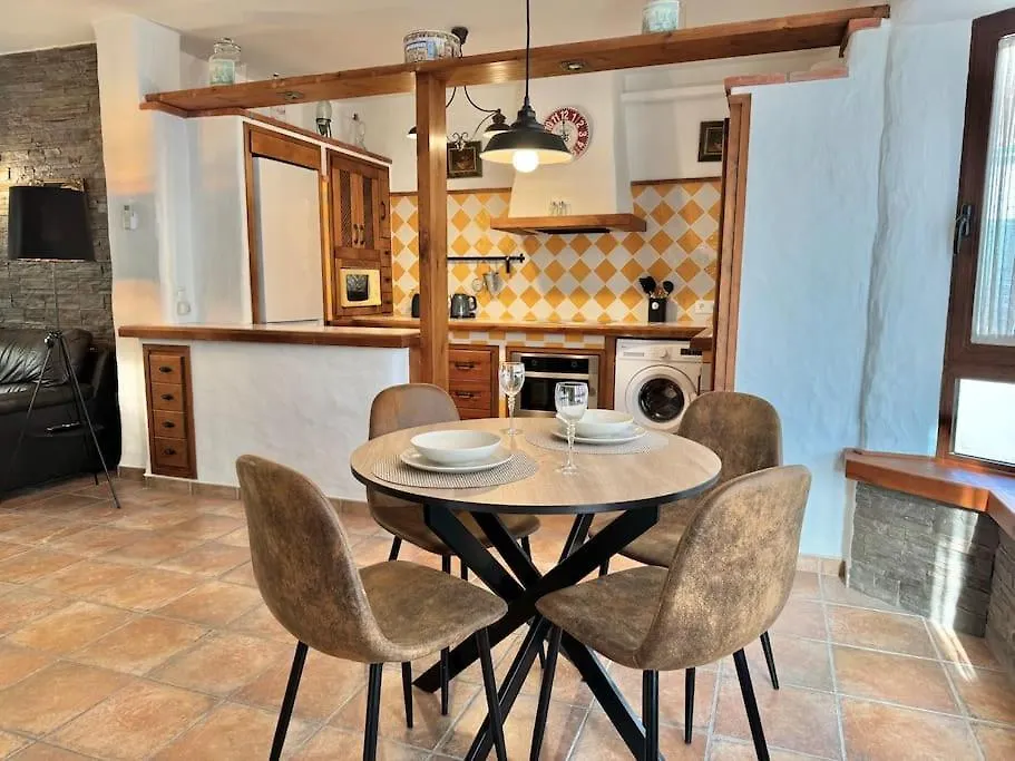 Nueva 33 Apartamentos En El Centro De Nerja 0*,  Spain