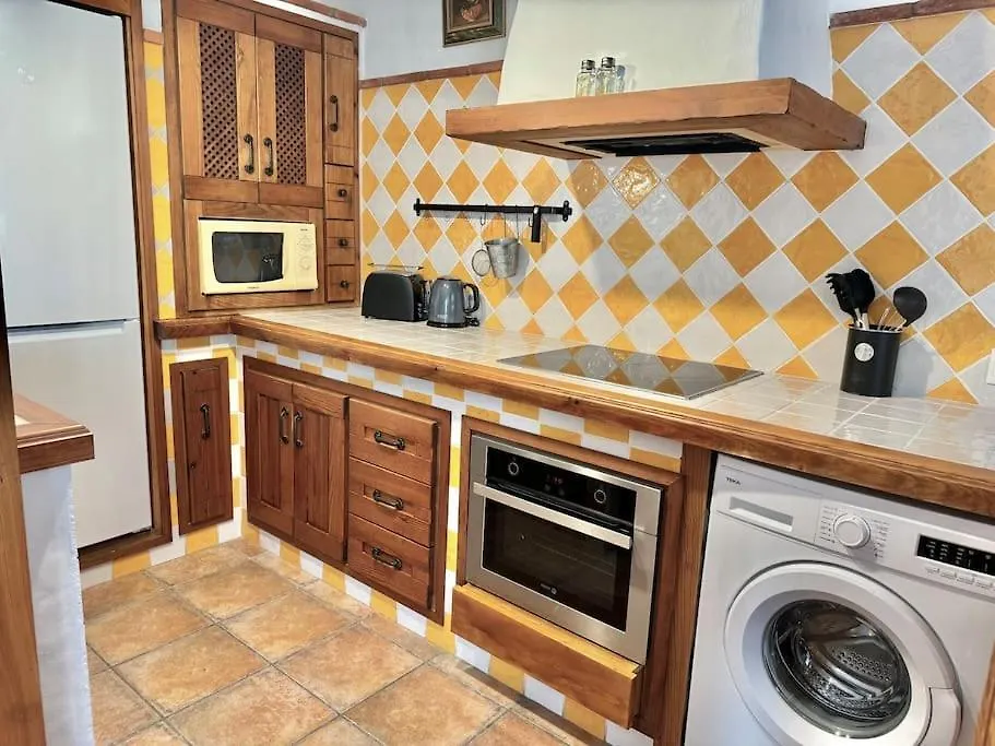 Nueva 33 Apartamentos En El Centro De Nerja 0*,  Spain