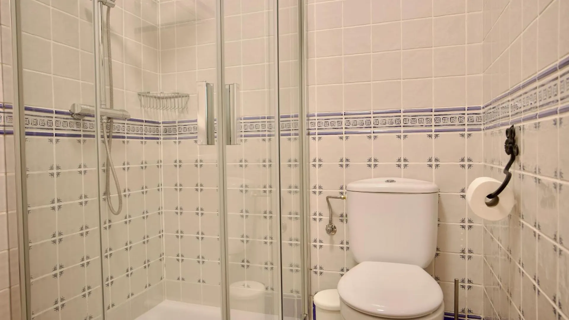 Nueva 33 Apartamentos En El Centro De Nerja