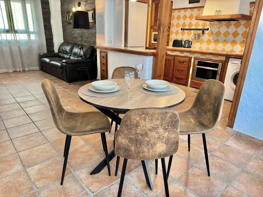 Nueva 33 Apartamentos En El Centro De Nerja Španělsko